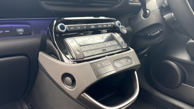 Hyundai INSTER 85kW 02 49kWh 5dr Auto Electric Hatchback